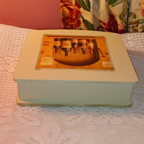 BEAUTIFUL WOODEN COLORFUL STORAGE BOX EMPTY - Picture 6 of 7